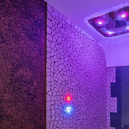 Stunning In With Sauna Сasa de vacaciones *