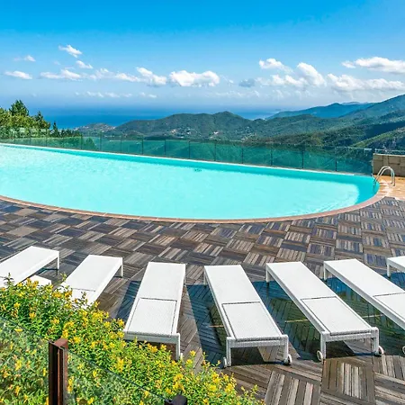 Stunning In With Sauna Сasa de vacaciones Magliolo